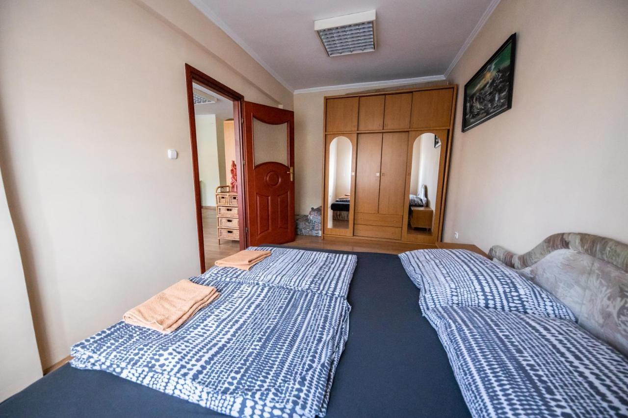 Апартаменти Elit Apartman Дебрецен Екстер'єр фото
