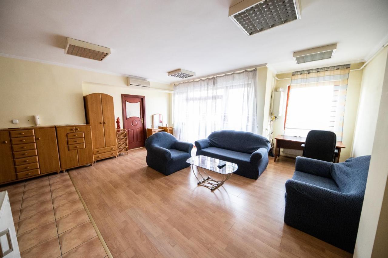 Апартаменти Elit Apartman Дебрецен Екстер'єр фото