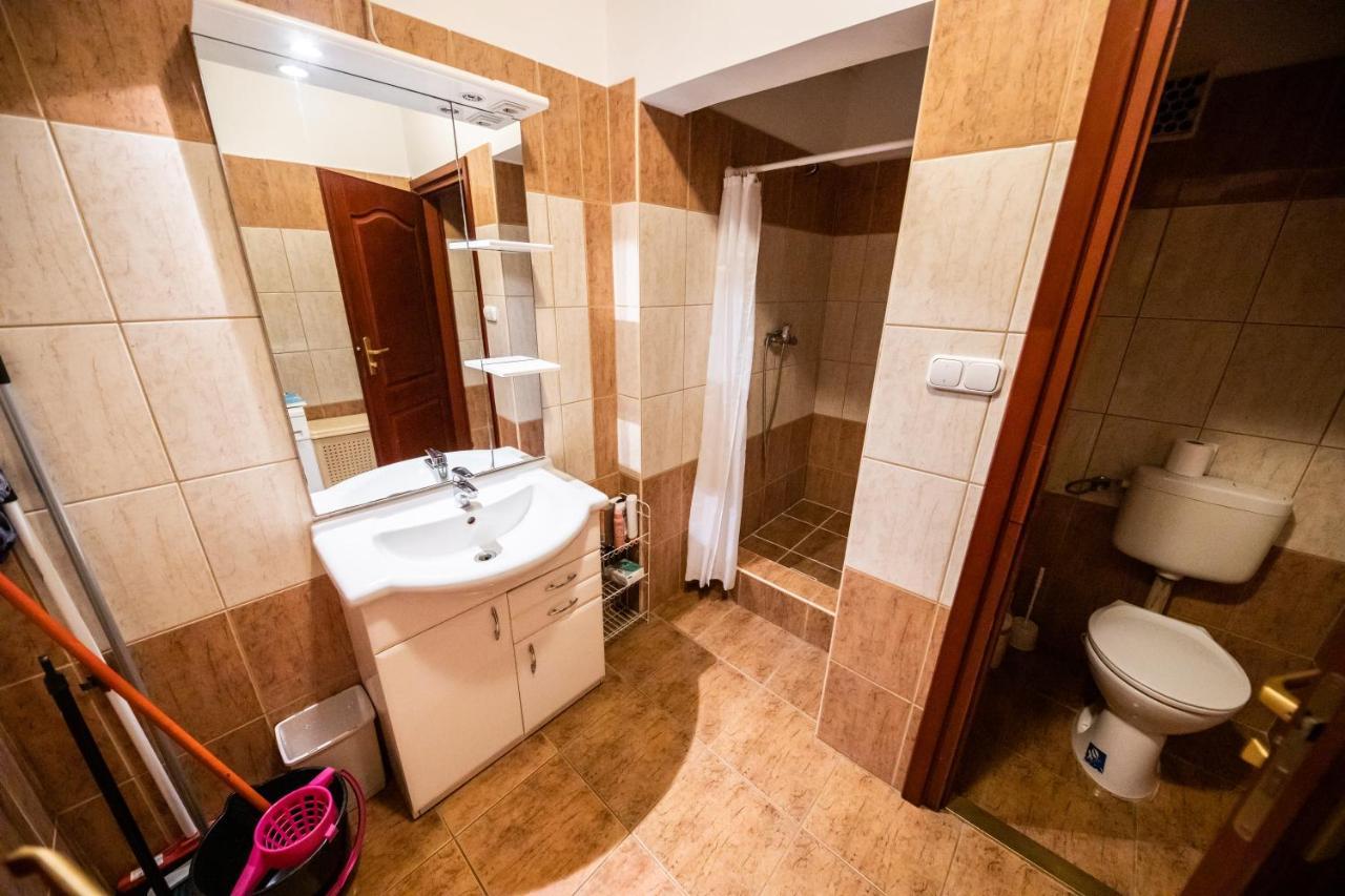 Апартаменти Elit Apartman Дебрецен Екстер'єр фото